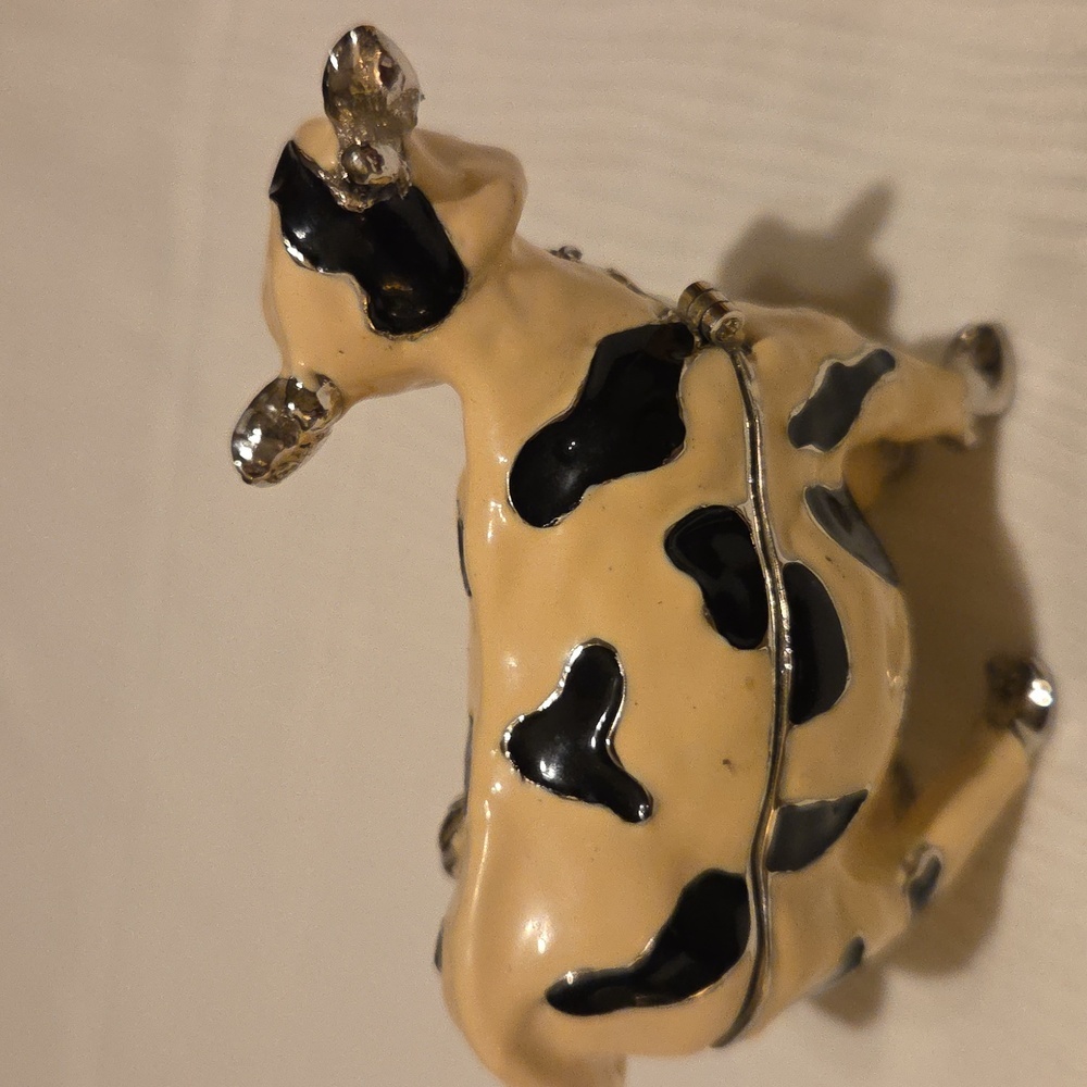 Charming Cow Figurine - Black and Cream - Picture 2 of 4